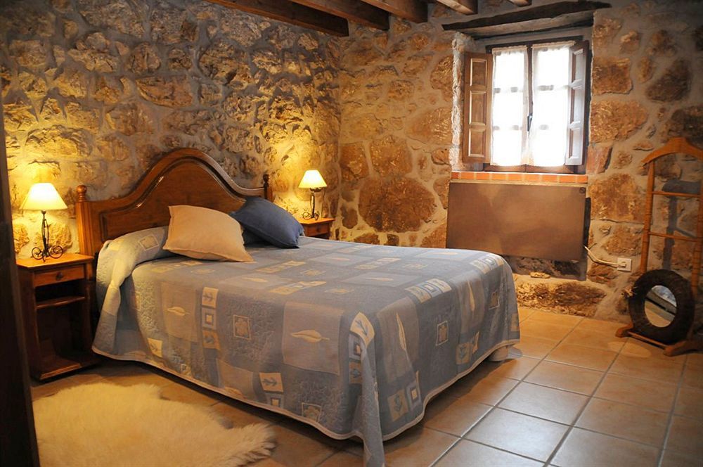 Apartamentos Rurales El Tio Pablo Picos De Europa Tresviso Exteriör bild